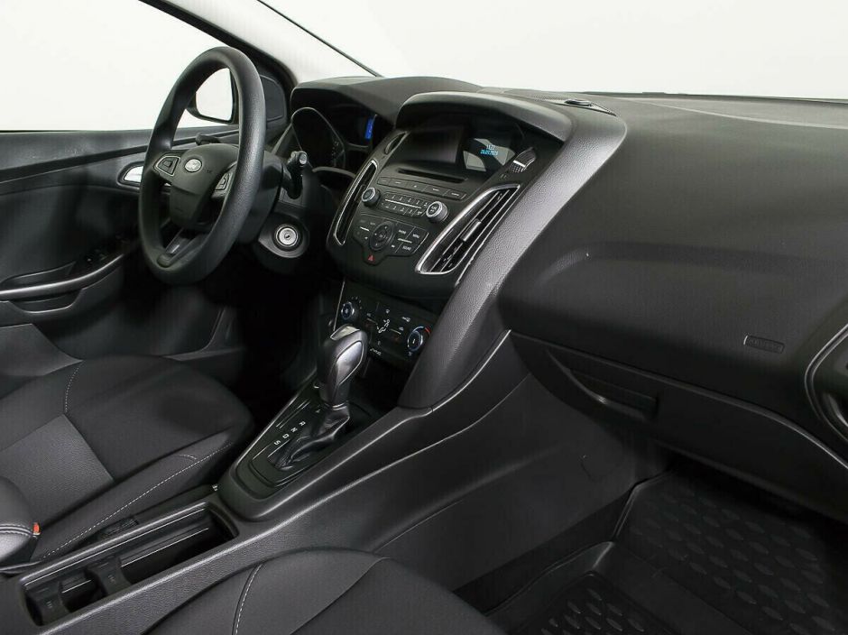 Ford Focus, 1.6 л, Робот, 2017 фото 11