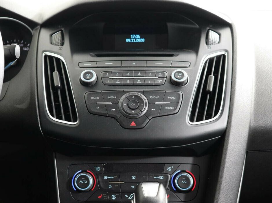 Ford Focus, 1.6 л, Робот, 2017 фото 8