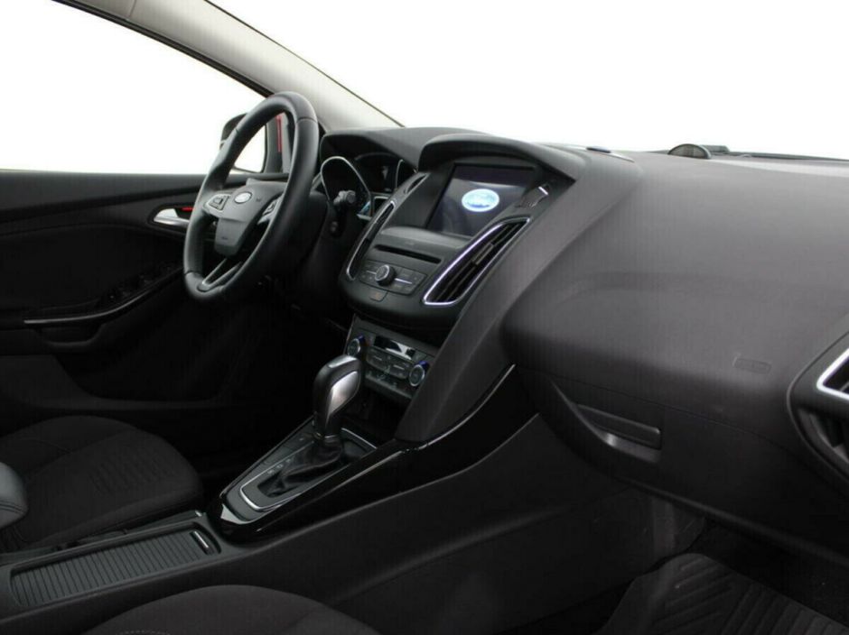 Ford Focus, 1.6 л, Робот, 2019 фото 2