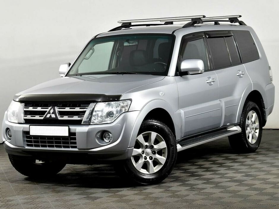 Mitsubishi Pajero, 3.0 л, АТ, 2011 фото 3