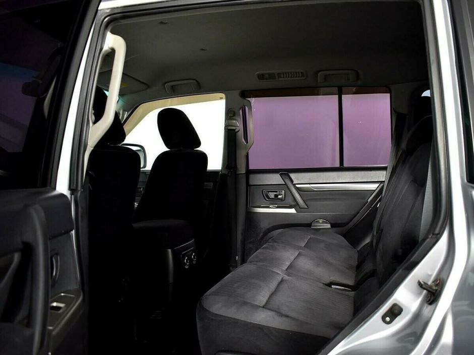Mitsubishi Pajero, 3.0 л, АТ, 2011 фото 2