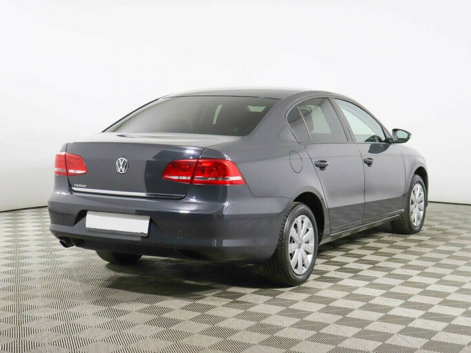 Volkswagen Passat, 1.4 л, Робот, 2013 фото 6