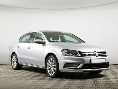 Volkswagen Passat, 1.8 л, РКПП, 2012 фото 4