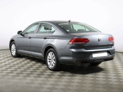 Volkswagen Passat, 1.8 л, РКПП, 2016 фото 6