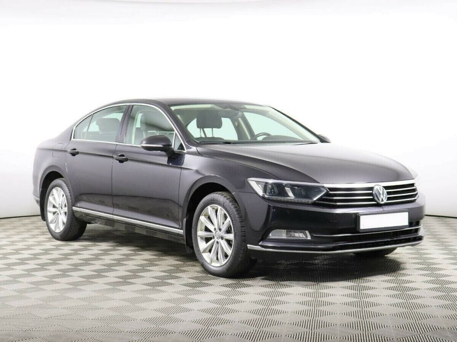 Volkswagen Passat, 1.8 л, Робот, 2018 фото 4
