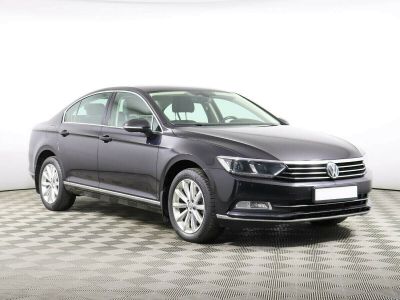 Volkswagen Passat, 1.8 л, РКПП, 2018 фото 4