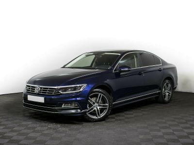 Volkswagen Passat, 1.8 л, РКПП, 2018 фото 3