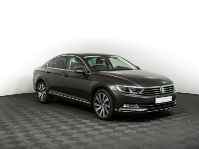 Volkswagen Passat, 2.0 л, РКПП, 2017 фото 4