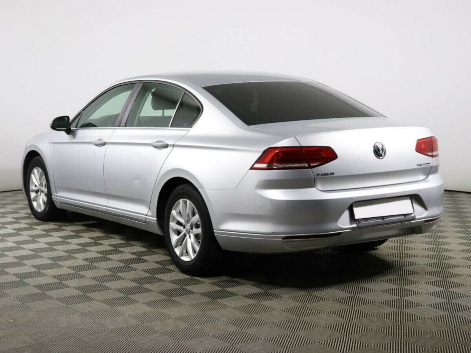 Volkswagen Passat, 1.4 л, Робот, 2016 фото 5