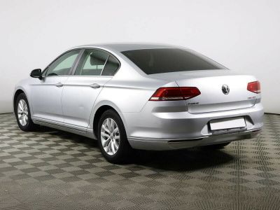 Volkswagen Passat, 1.4 л, РКПП, 2016 фото 5