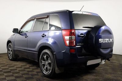 Suzuki Grand Vitara, 2.0 л, АКПП, 2010 фото 6