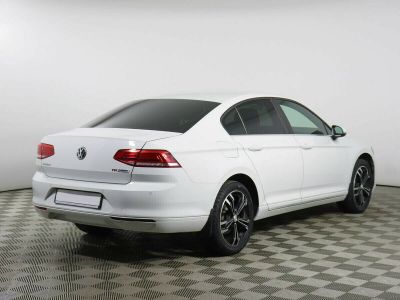 Volkswagen Passat, 1.4 л, РКПП, 2017 фото 6