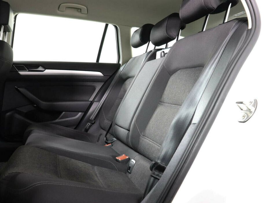 Volkswagen Passat, 1.4 л, Робот, 2017 фото 10
