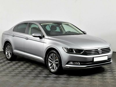 Volkswagen Passat, 1.5 л, РКПП, 2018 фото 4