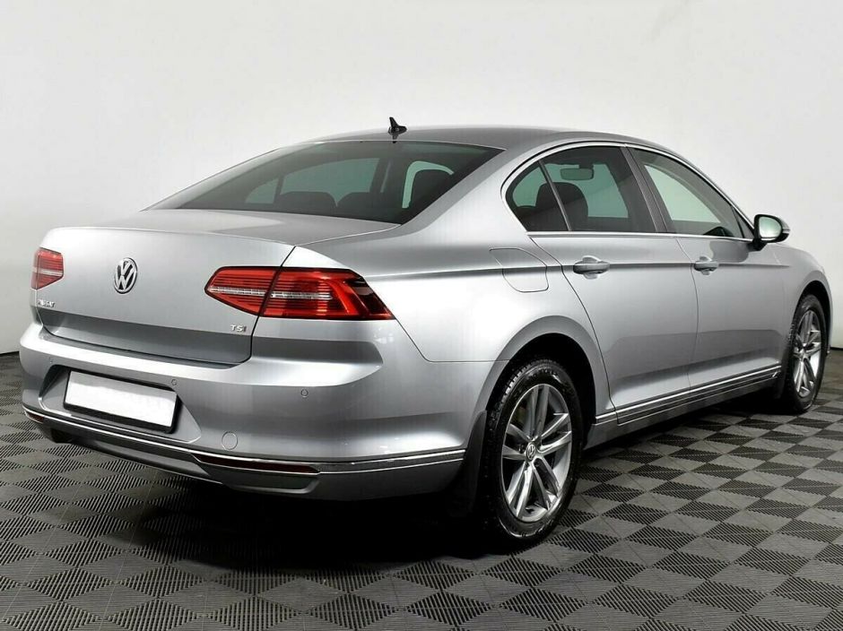 Volkswagen Passat, 1.5 л, Робот, 2018 фото 5