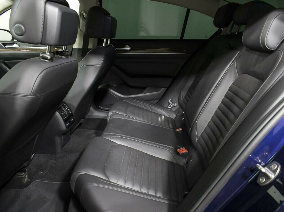 Volkswagen Passat, 1.4 л, Робот, 2017 фото 9