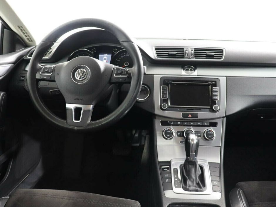 Volkswagen Passat CC, 1.8 л, Робот, 2014 фото 2