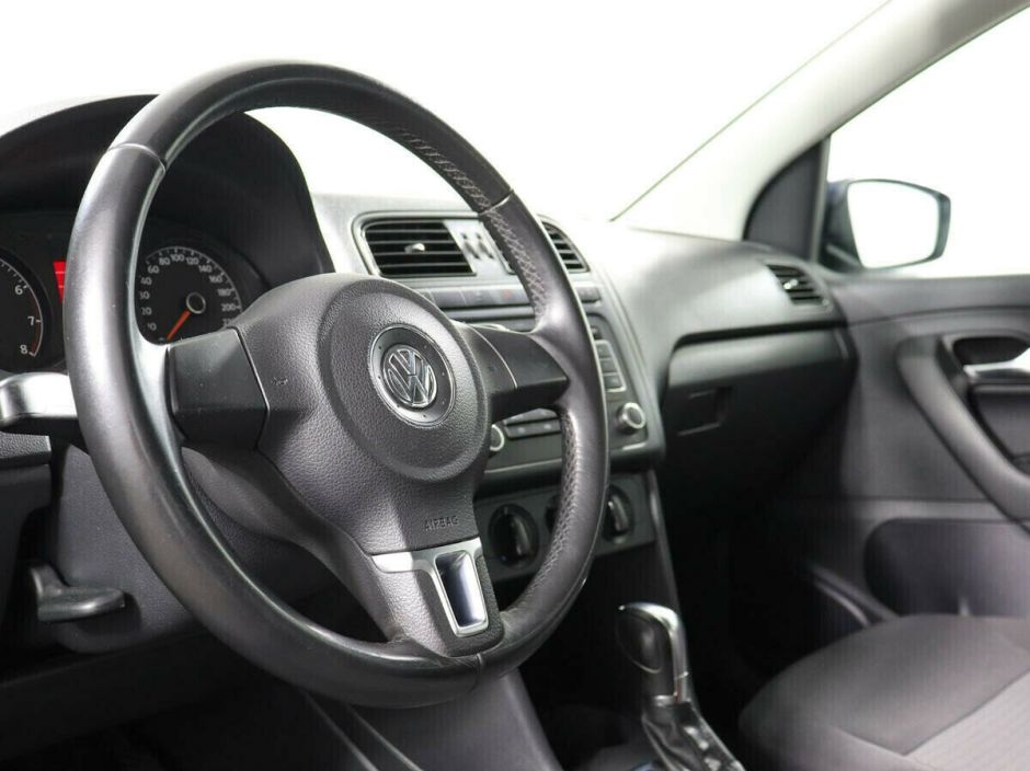 Volkswagen Polo, 1.6 л, АТ, 2011 фото 8