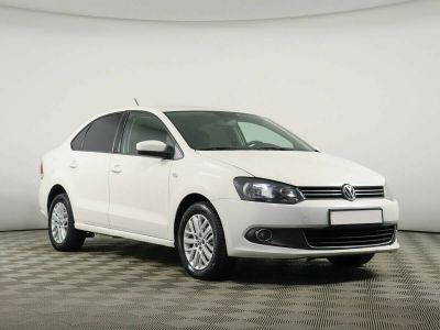 Volkswagen Polo, 1.6 л, АКПП, 2011 фото 4