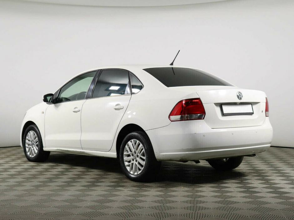 Volkswagen Polo, 1.6 л, АТ, 2011 фото 5