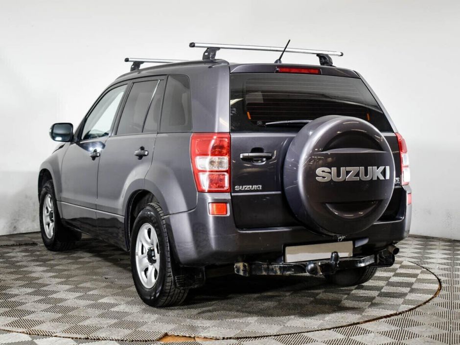 Suzuki Grand Vitara, 2.0 л, МТ, 2010 фото 6