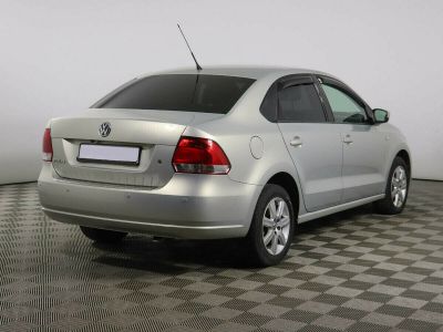 Volkswagen Polo, 1.6 л, АКПП, 2012 фото 6