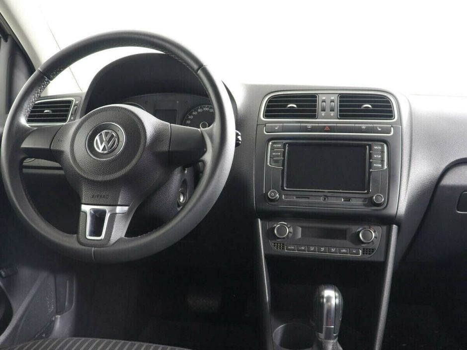 Volkswagen Polo, 1.6 л, АТ, 2012 фото 8