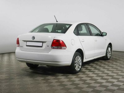 Volkswagen Polo, 1.6 л, АКПП, 2011 фото 6