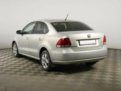 Volkswagen Polo, 1.6 л, АКПП, 2012 фото 6