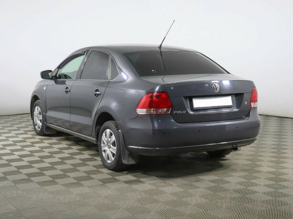 Volkswagen Polo, 1.6 л, МТ, 2011 фото 5