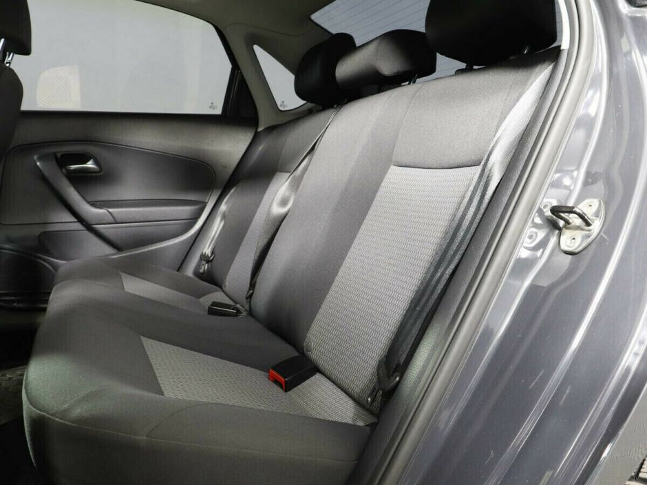 Volkswagen Polo, 1.6 л, МТ, 2011 фото 8