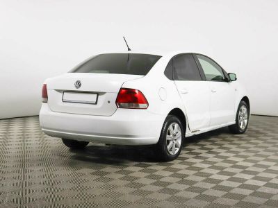 Volkswagen Polo, 1.6 л, МКПП, 2013 фото 6