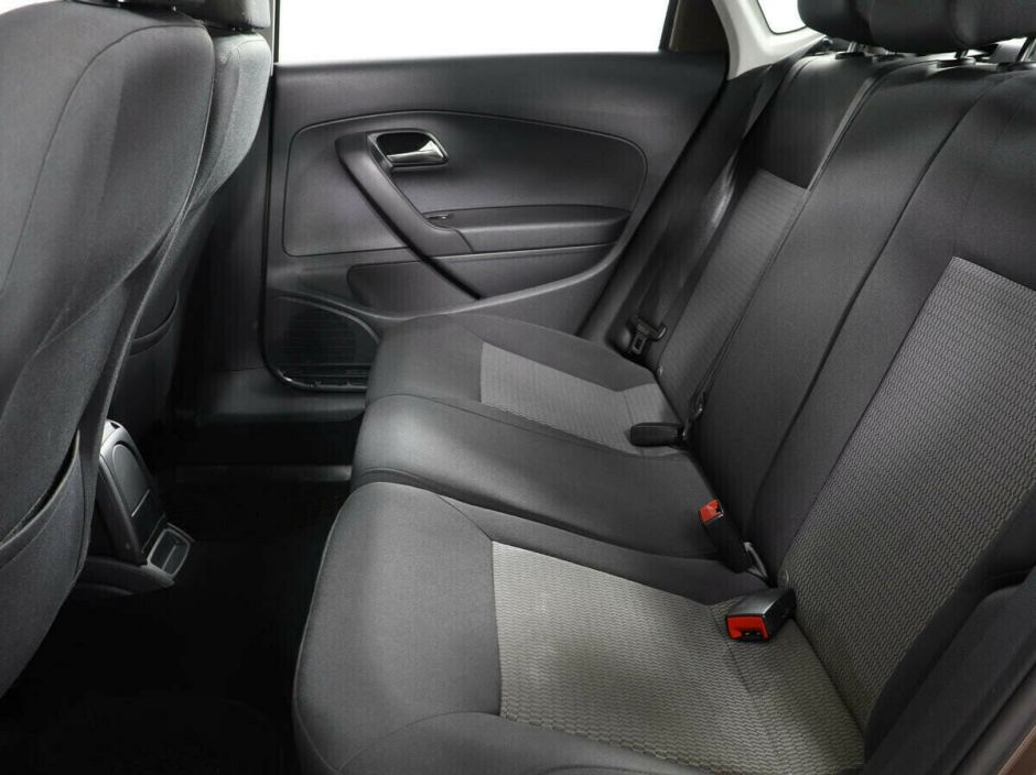 Volkswagen Polo, 1.6 л, МТ, 2012 фото 8