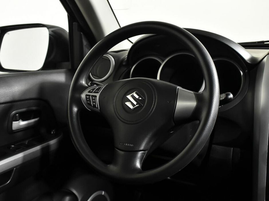 Suzuki Grand Vitara, 2.0 л, АТ, 2010 фото 8
