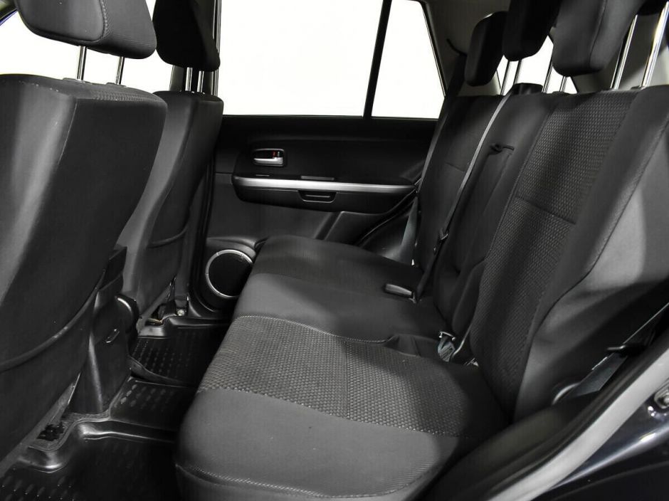 Suzuki Grand Vitara, 2.0 л, АТ, 2010 фото 1