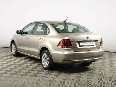 Volkswagen Polo, 1.6 л, АКПП, 2016 фото 6