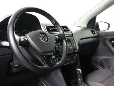 Volkswagen Polo, 1.6 л, АКПП, 2018 фото 2