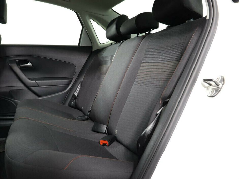 Volkswagen Polo, 1.6 л, АТ, 2018 фото 1