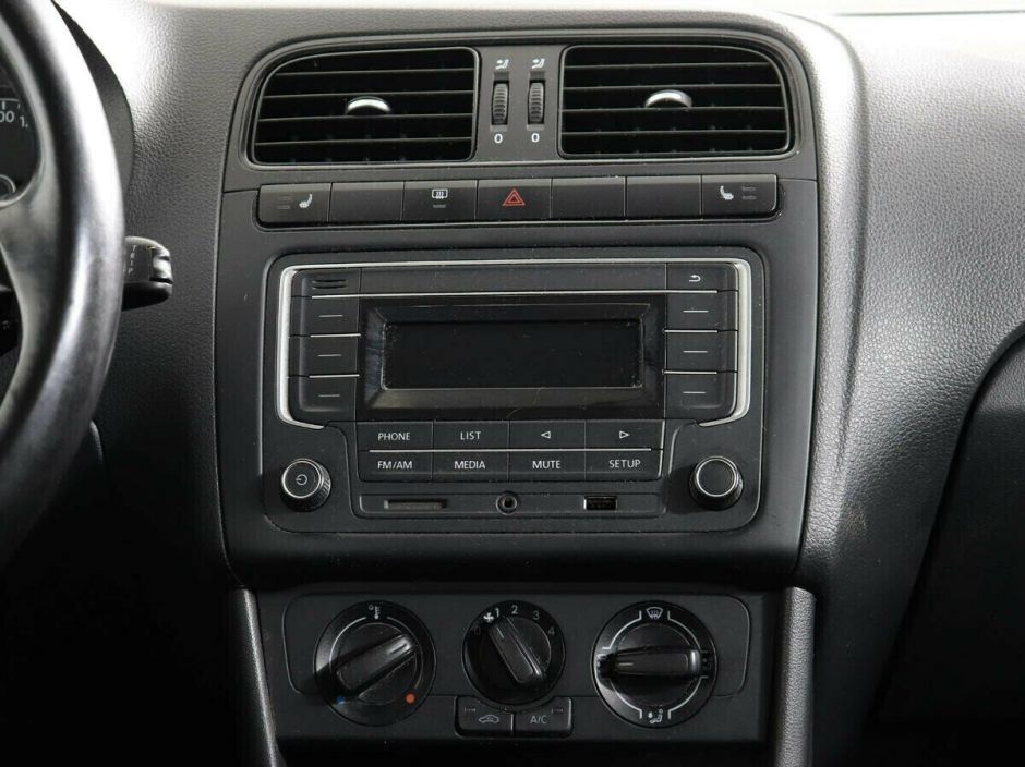 Volkswagen Polo, 1.6 л, МТ, 2016 фото 1