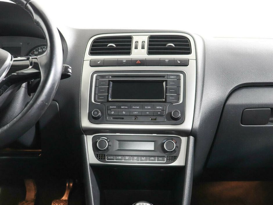 Volkswagen Polo, 1.6 л, МТ, 2018 фото 7