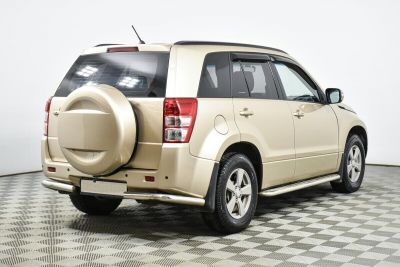 Suzuki Grand Vitara, 2.4 л, АКПП, 2010 фото 4