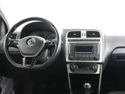 Volkswagen Polo, 1.6 л, МКПП, 2019 фото 8