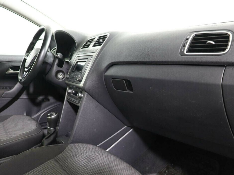 Volkswagen Polo, 1.6 л, МТ, 2019 фото 1