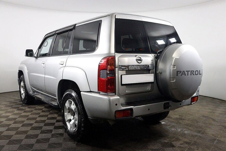 Nissan Patrol, 3.0 л, АТ, 2007 фото 5