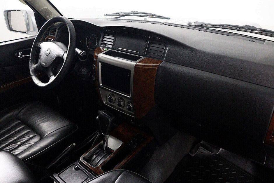 Nissan Patrol, 3.0 л, АТ, 2007 фото 2