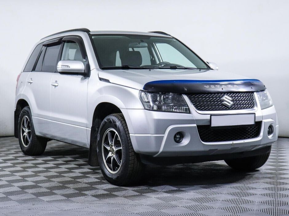 Suzuki Grand Vitara, 2.0 л, МТ, 2011 фото 5