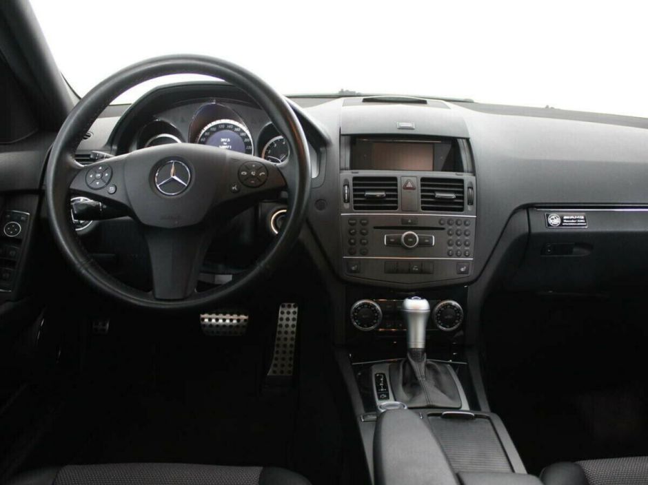 Mercedes-Benz C-Класс, 1.8 л, АТ, 2010 фото 2
