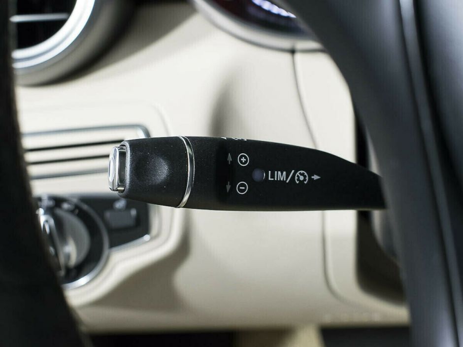 Mercedes-Benz C-Класс, 2.0 л, АТ, 2015 фото 10