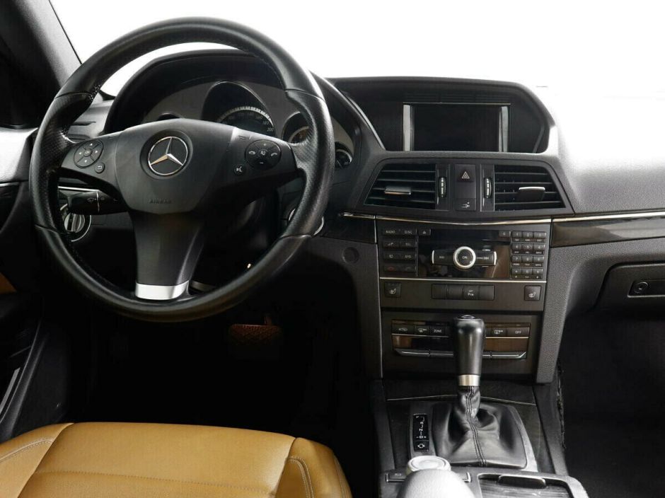 Mercedes-Benz E-Класс, 1.8 л, АТ, 2009 фото 7