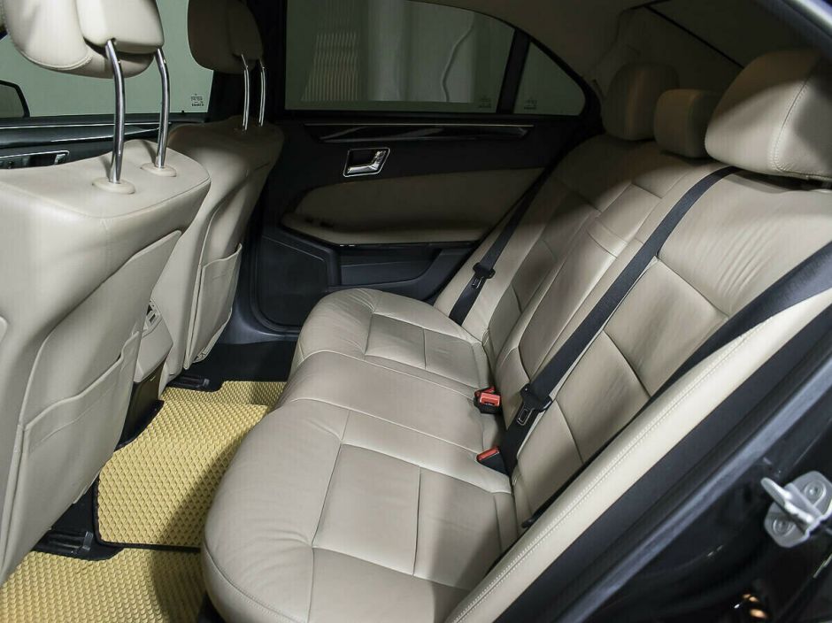 Mercedes-Benz E-Класс, 3.5 л, АТ, 2010 фото 9